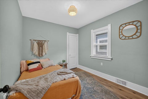 Tiny photo for 901 Toronto Avenue, Toledo, OH 43609 (MLS # 10013587)