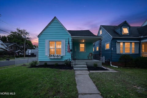 Photo for 901 Toronto Avenue