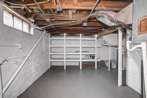 Tiny photo for 901 Toronto Avenue, Toledo, OH 43609 (MLS # 10013587)