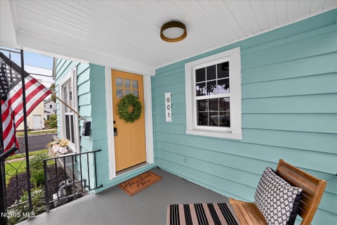 Tiny photo for 901 Toronto Avenue, Toledo, OH 43609 (MLS # 10013587)