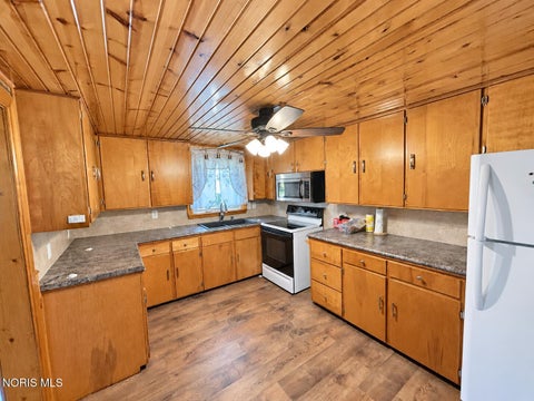 Tiny photo for 1212 Road 204, Antwerp, OH 45813 (MLS # 10014029)
