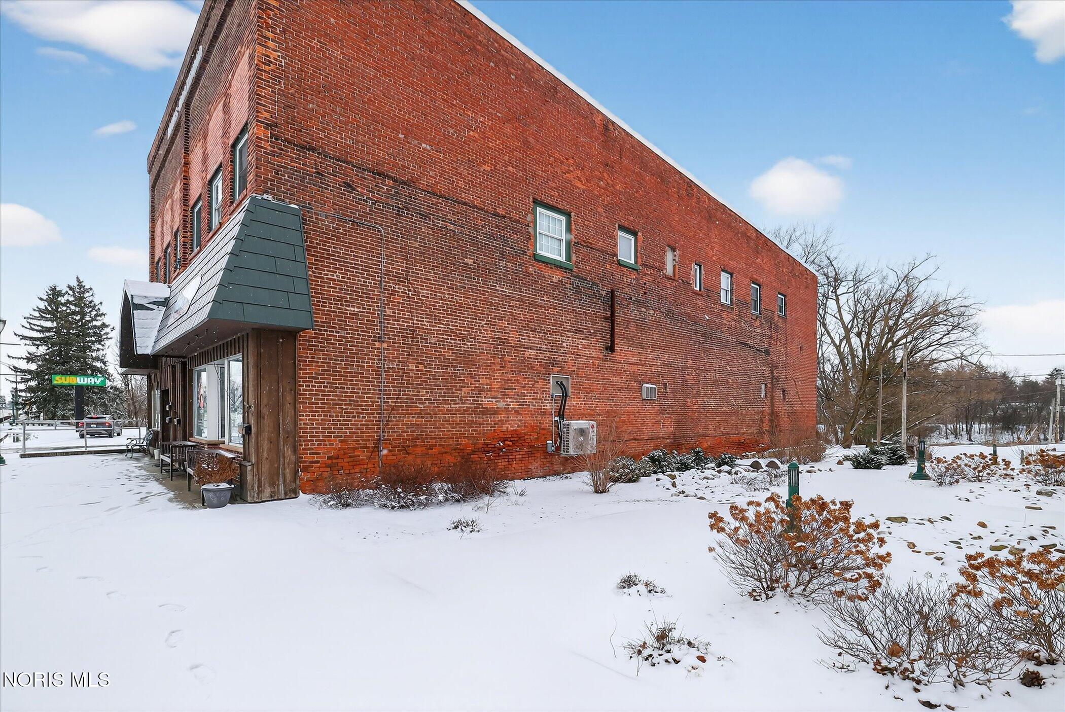 135-13 W Main Street