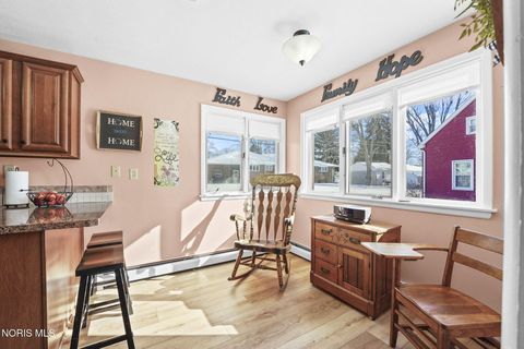 Tiny photo for 1020 Country Club Drive, Findlay, OH 45840 (MLS # 10004382)