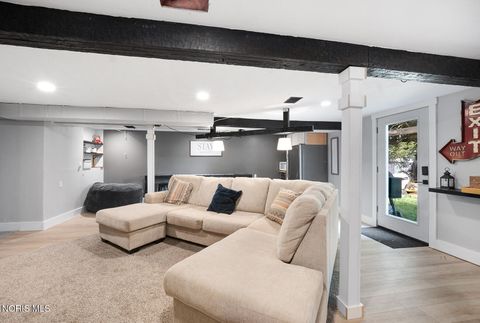 Tiny photo for 5150 Yorkshire Drive, Toledo, OH 43615 (MLS # 10010875)
