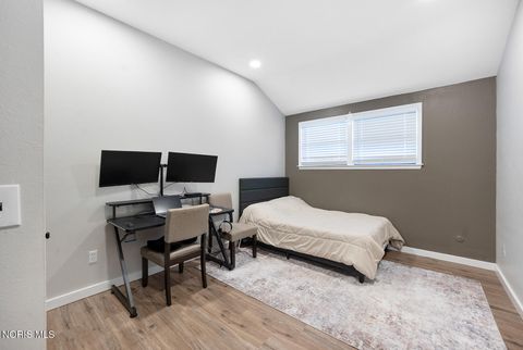 Tiny photo for 5150 Yorkshire Drive, Toledo, OH 43615 (MLS # 10010875)