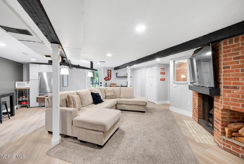 Tiny photo for 5150 Yorkshire Drive, Toledo, OH 43615 (MLS # 10010875)