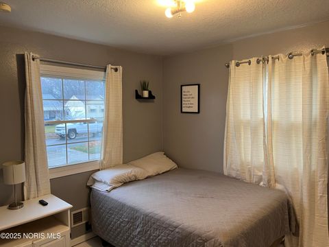 Tiny photo for 5238 Sheila Drive, Toledo, OH 43613 (MLS # 10001847)