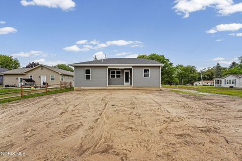 Tiny photo for 6634 Long Street, Whitehouse, OH 43571 (MLS # 10009434)