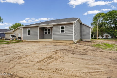 Tiny photo for 6634 Long Street, Whitehouse, OH 43571 (MLS # 10009434)