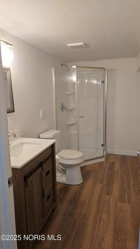 Tiny photo for 433 La Jolla Drive, Toledo, OH 43615 (MLS # 10000681)