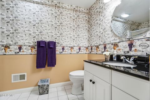 Tiny photo for 4754 Swathmore Place, Sylvania, OH 43560 (MLS # 10009471)