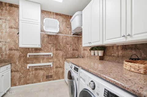 Tiny photo for 4754 Swathmore Place, Sylvania, OH 43560 (MLS # 10009471)