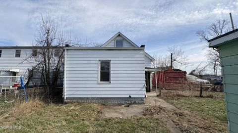 Tiny photo for 2023 Woodford Street, Toledo, OH 43605 (MLS # 10005394)