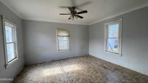 Tiny photo for 2023 Woodford Street, Toledo, OH 43605 (MLS # 10005394)