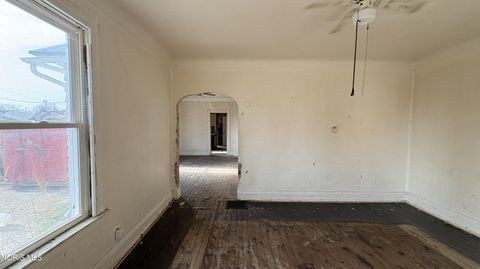 Tiny photo for 2023 Woodford Street, Toledo, OH 43605 (MLS # 10005394)