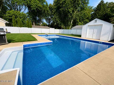Tiny photo for 5237 Rowland Road, Toledo, OH 43613 (MLS # 10011018)