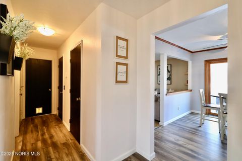 Tiny photo for 7070 Country Creek Road, Maumee, OH 43537 (MLS # 10002398)