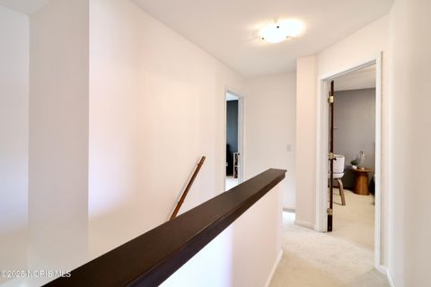 Tiny photo for 7070 Country Creek Road, Maumee, OH 43537 (MLS # 10002398)