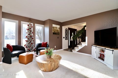 Tiny photo for 7070 Country Creek Road, Maumee, OH 43537 (MLS # 10002398)