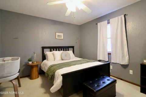 Tiny photo for 7070 Country Creek Road, Maumee, OH 43537 (MLS # 10002398)