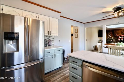 Tiny photo for 7070 Country Creek Road, Maumee, OH 43537 (MLS # 10002398)