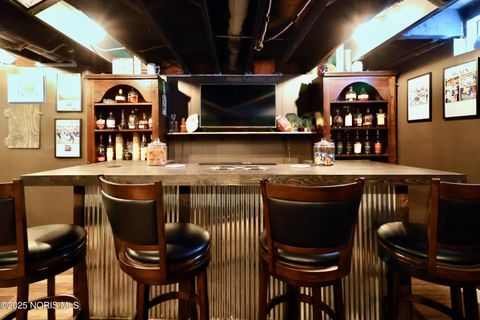 Tiny photo for 7070 Country Creek Road, Maumee, OH 43537 (MLS # 10002398)