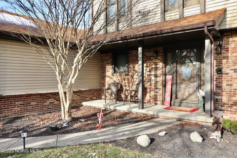 Tiny photo for 7070 Country Creek Road, Maumee, OH 43537 (MLS # 10002398)