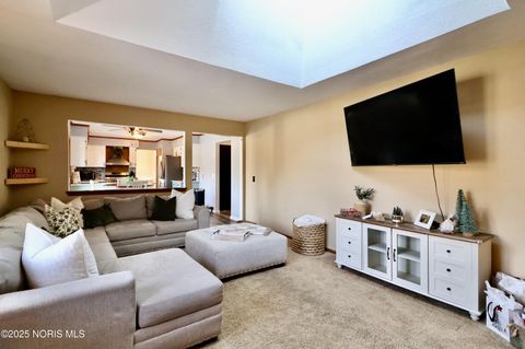 Tiny photo for 7070 Country Creek Road, Maumee, OH 43537 (MLS # 10002398)