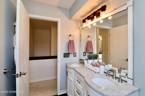 Tiny photo for 7070 Country Creek Road, Maumee, OH 43537 (MLS # 10002398)