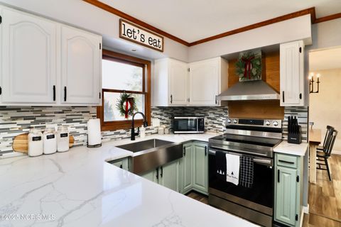 Tiny photo for 7070 Country Creek Road, Maumee, OH 43537 (MLS # 10002398)