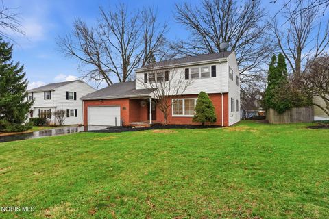 Photo of 207 E Yates Avenue, Findlay, OH 45840 (MLS # 10005007)