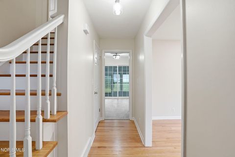 Tiny photo for 207 E Yates Avenue, Findlay, OH 45840 (MLS # 10005007)