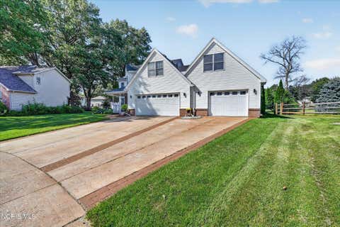 Tiny photo for 7224 Lilac Court, Holland, OH 43528 (MLS # 10011534)