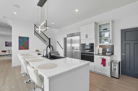 Tiny photo for 10321 Wheatfield Drive, Findlay, OH 45840 (MLS # 10004594)