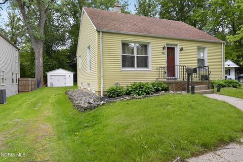 Tiny photo for 1652 Atwood Road, Toledo, OH 43615 (MLS # 10008229)