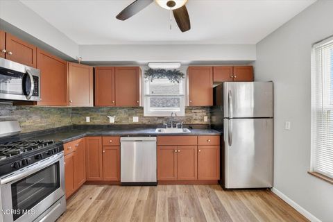 Tiny photo for 1652 Atwood Road, Toledo, OH 43615 (MLS # 10008229)