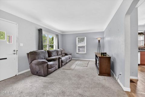Tiny photo for 1652 Atwood Road, Toledo, OH 43615 (MLS # 10008229)