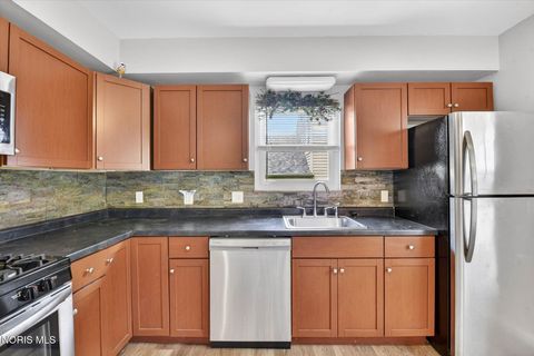 Tiny photo for 1652 Atwood Road, Toledo, OH 43615 (MLS # 10008229)