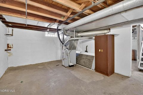 Tiny photo for 1652 Atwood Road, Toledo, OH 43615 (MLS # 10008229)