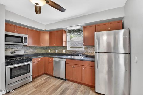 Tiny photo for 1652 Atwood Road, Toledo, OH 43615 (MLS # 10008229)