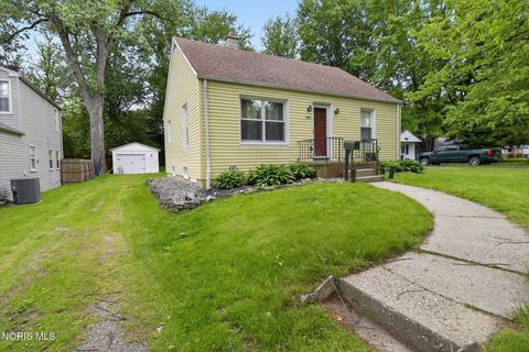 Tiny photo for 1652 Atwood Road, Toledo, OH 43615 (MLS # 10008229)