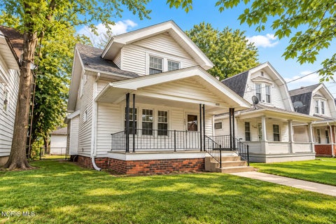 Tiny photo for 625 Nicholas Street, Toledo, OH 43609 (MLS # 10014846)