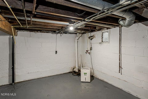 Tiny photo for 625 Nicholas Street, Toledo, OH 43609 (MLS # 10014846)