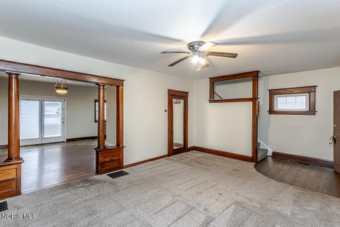 Tiny photo for 625 Nicholas Street, Toledo, OH 43609 (MLS # 10014846)