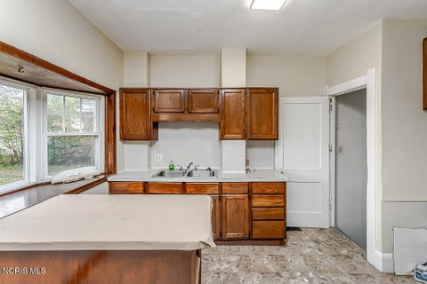 Tiny photo for 625 Nicholas Street, Toledo, OH 43609 (MLS # 10014846)