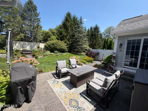 Tiny photo for 8044 English Garden Court, Maumee, OH 43537 (MLS # 10011110)