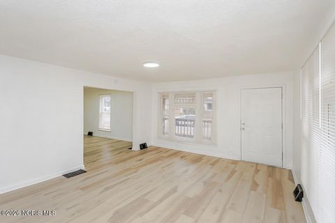 Tiny photo for 1013 Clymena Street, Toledo, OH 43612 (MLS # 10003449)