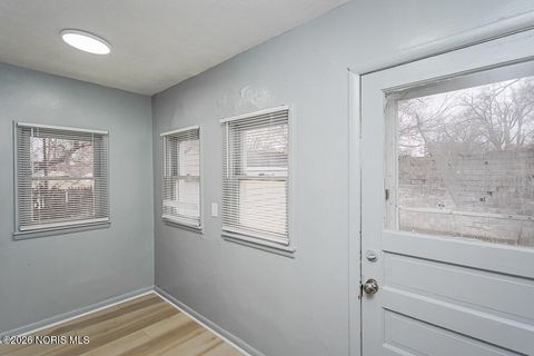 Tiny photo for 1013 Clymena Street, Toledo, OH 43612 (MLS # 10003449)