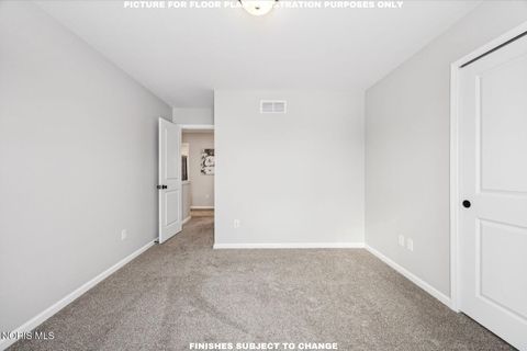 Tiny photo for 2701 Cross Ridge Way, Perrysburg, OH 43551 (MLS # 10006930)