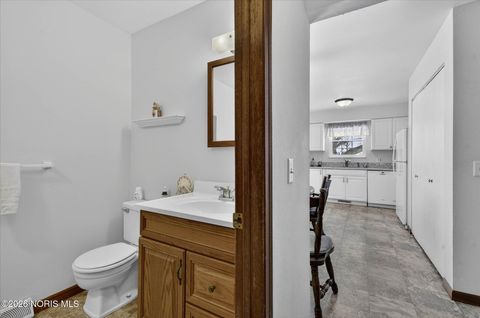 Tiny photo for 35 Santus Drive, Rossford, OH 43460 (MLS # 10003816)